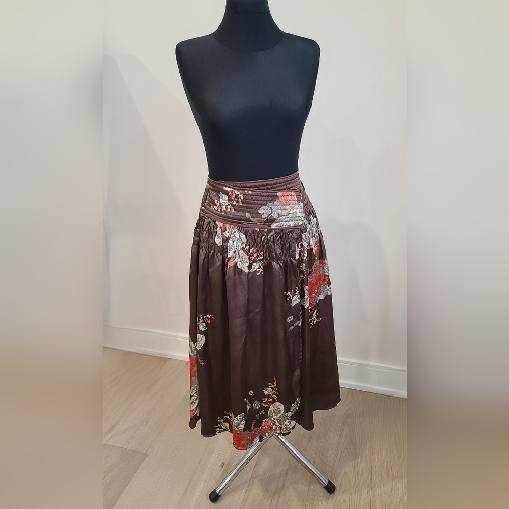 Vila Wish skirt in satin with floral print, size M